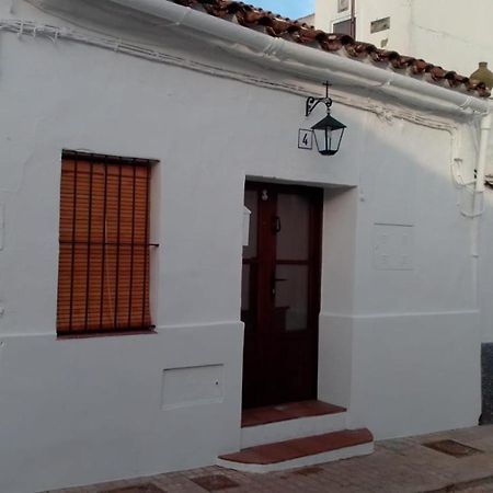Mi Casita - Higuera De La Sierra Apartment Higuera De La Sierra  Luaran gambar