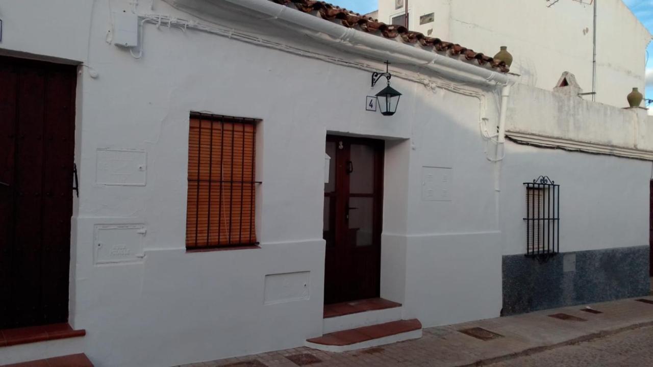 Mi Casita - Higuera De La Sierra Apartment Higuera De La Sierra  Luaran gambar